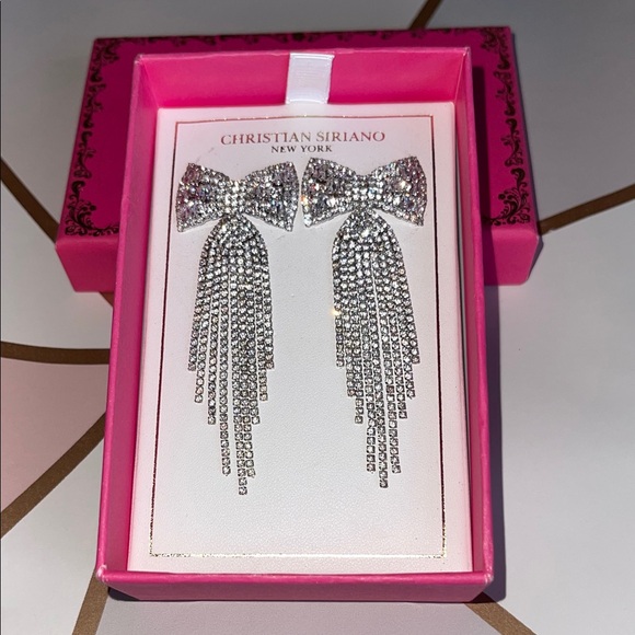 Christian Siriano Silver Crystal Dangle Earrings - Picture 1 of 4